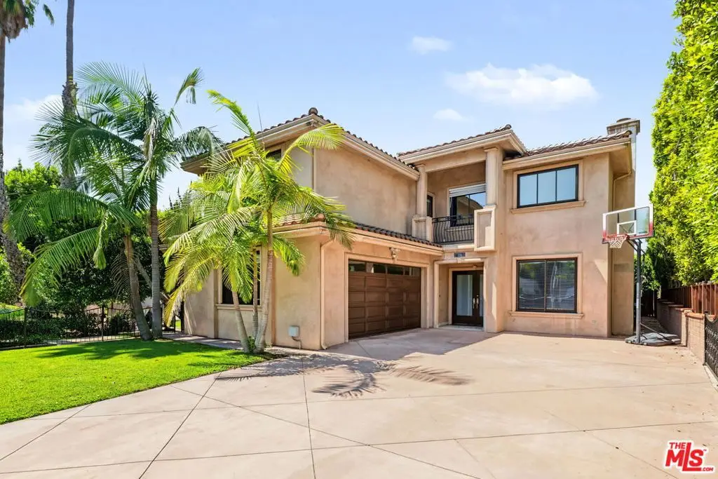 419 N Laurel Avenue, Los Angeles, CA 90048 - #1