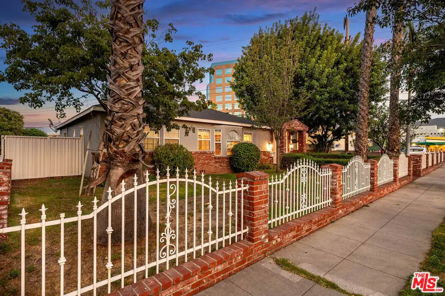 124 N Naomi Street, Burbank, CA 91505 - #3
