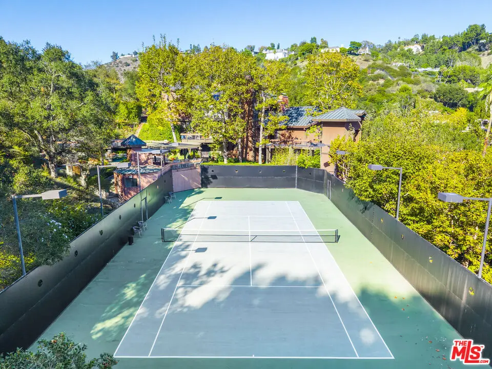 1119 Moraga Dr, Los Angeles, CA 90049 - #1