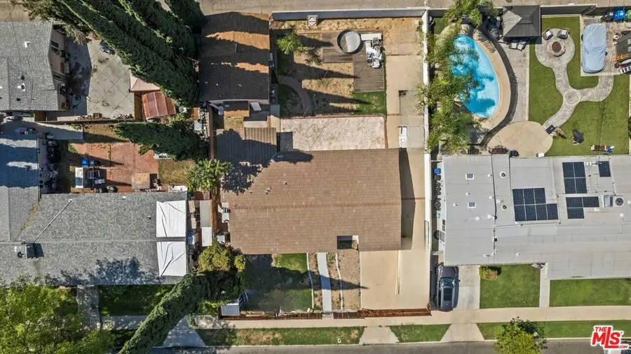 7853 Bothwell Road, Reseda, CA 91335 - #2