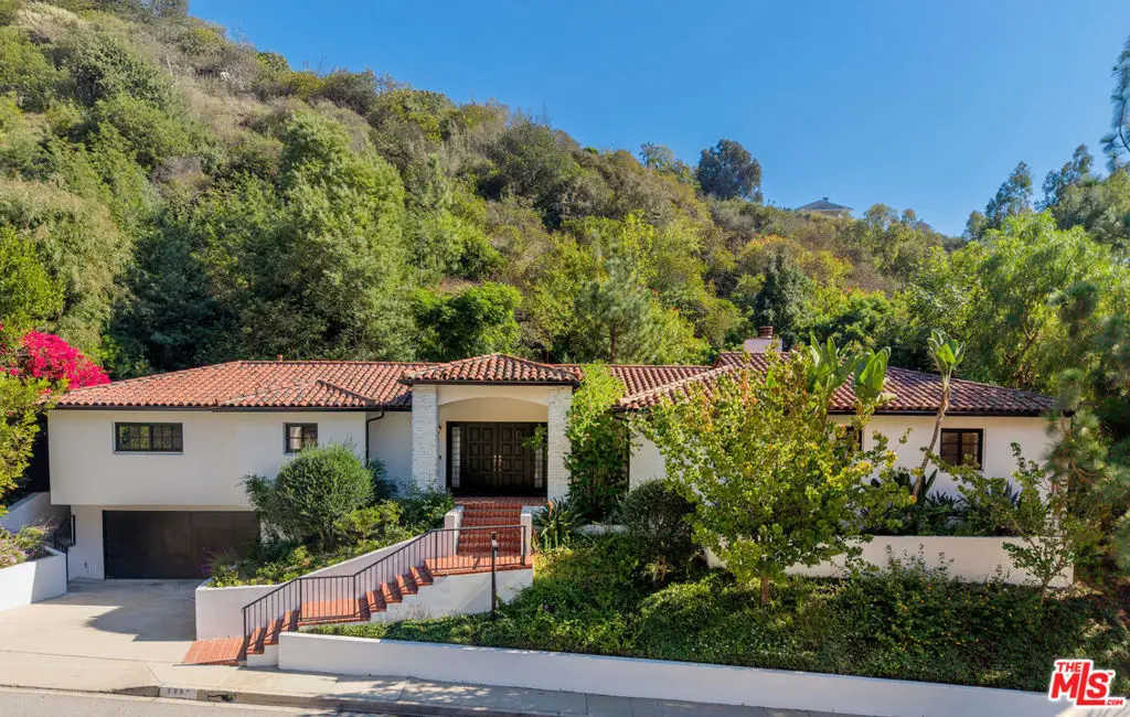 1132 Chantilly Road, Los Angeles, CA 90077 - #1