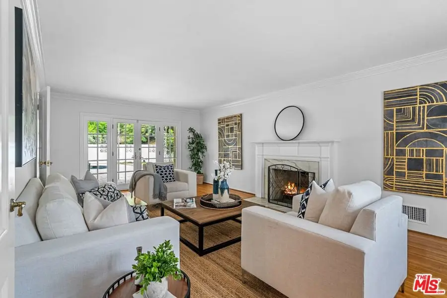 2427 Benedict Canyon Drive, Beverly Hills, CA 90210 - #3