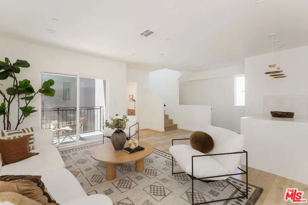 1231 1/2 N June Street, Los Angeles, CA 90038 - #1