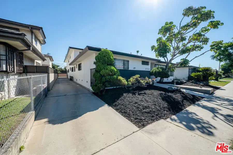 3768 S Bronson Avenue, Los Angeles, CA 90018 - #3