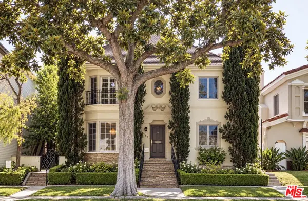 361 1/2 S Doheny Drive, Beverly Hills, CA 90211