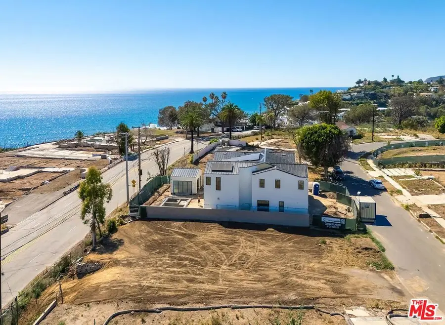 17056 Livorno Drive, Pacific Palisades, CA 90272 - #3