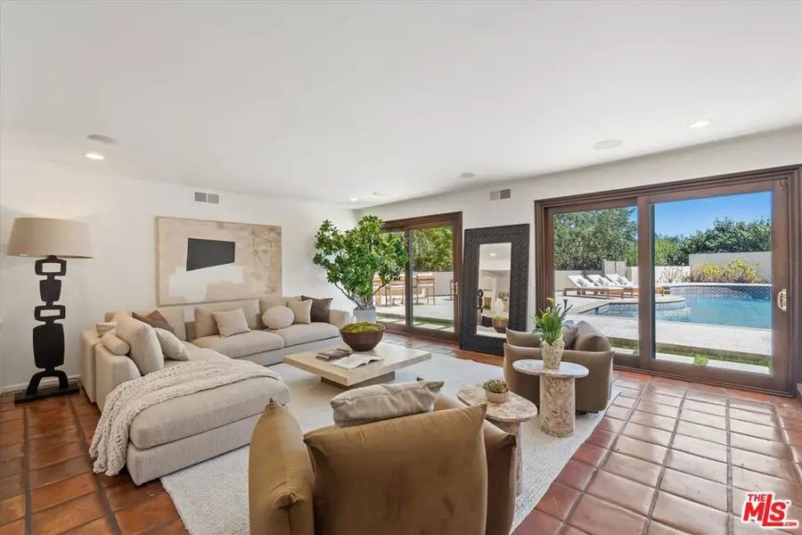 9830 Beeson Drive, Los Angeles, CA 90210 - #2