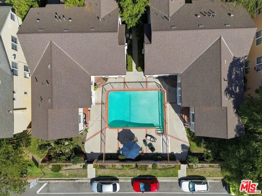 11747 Moorpark Street, Studio City, CA 91604 - #3