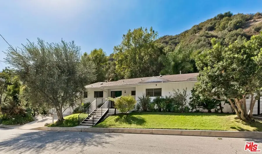 3965 Mandeville Canyon Road, Los Angeles, CA 90049 - #3