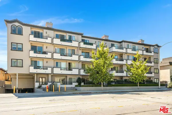 11218 Camarillo Street #406, Toluca Lake, CA 91602