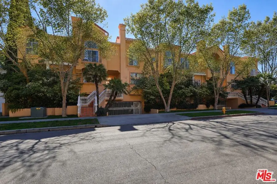 11112 La Maida Street #14, North Hollywood, CA 91601 - #3