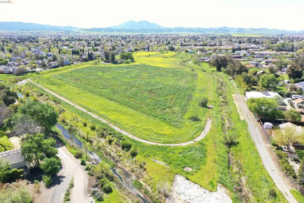 800 Minnesota Ave, Brentwood, CA 94513 - #1