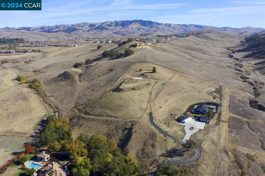 41 Meadow Lake Dr, Danville, CA 94506 - Image #2