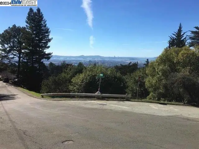0 Chelsea Dr, Oakland, CA 94611 - Image #2