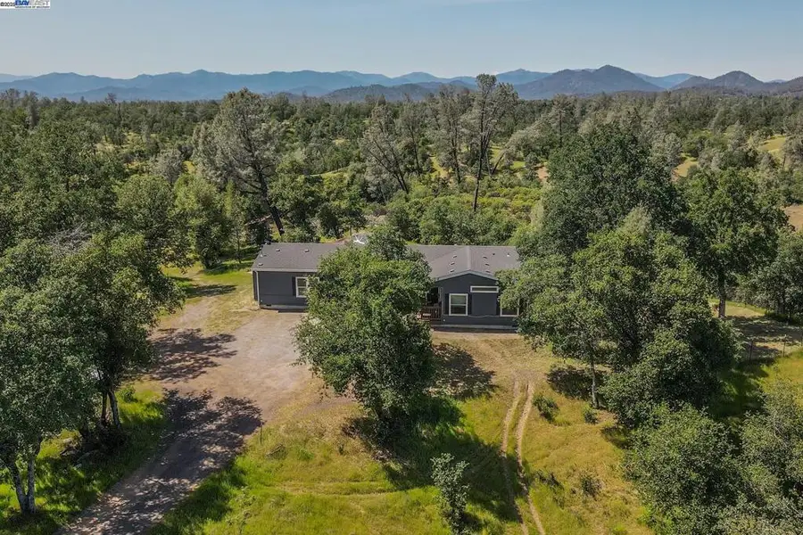 21679 Squaw Grass Trail, Redding, CA 96003 - Image #3