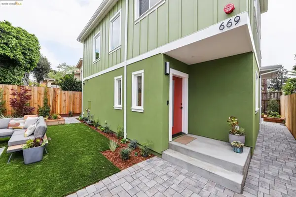 669 Alcatraz Ave, Oakland, CA 94609