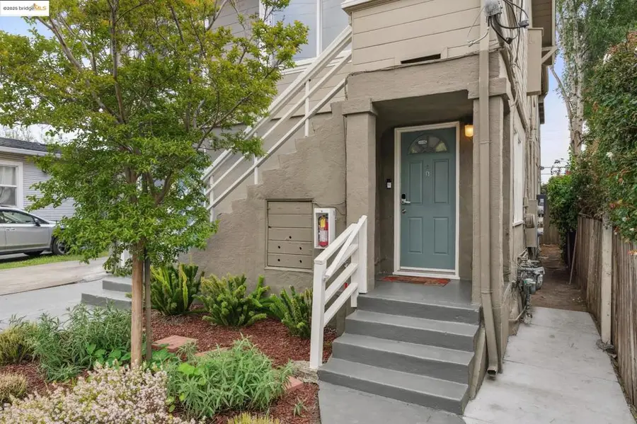 1226 Russell Street, Berkeley, CA 94702 - Image #3