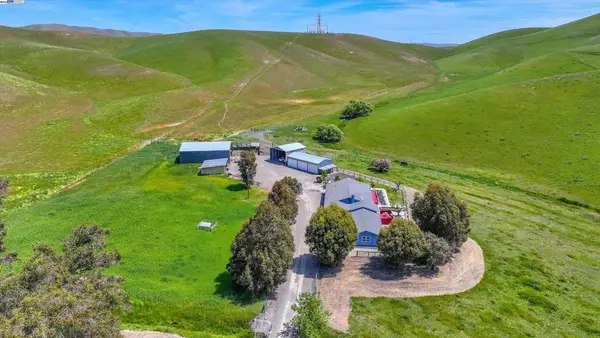 7033 Collier Canyon Rd, Livermore, CA 94551