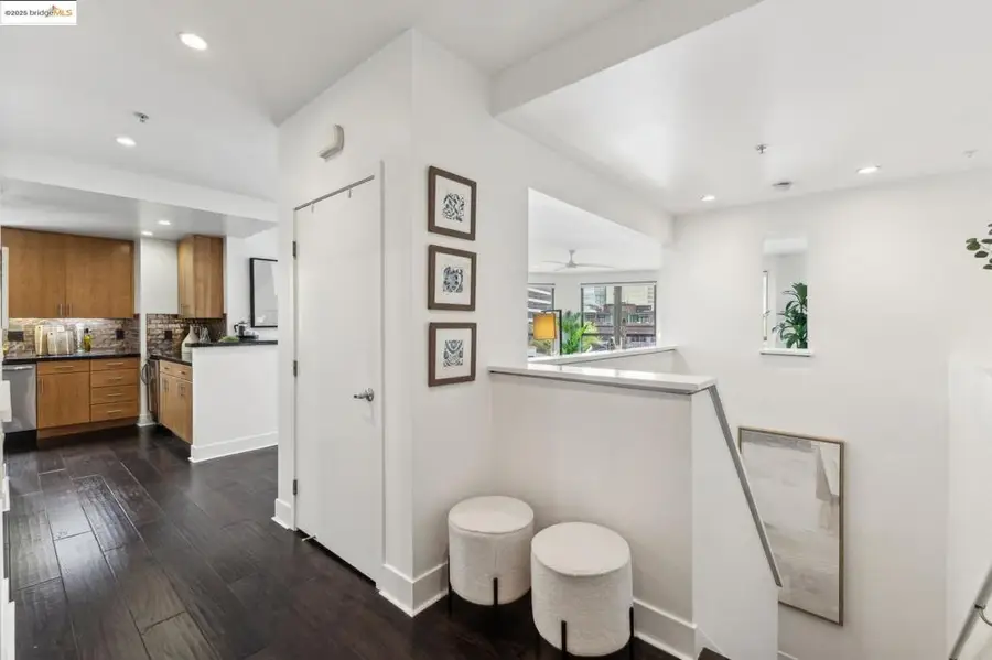 438 W Grand Ave #420, Oakland, CA 94612 - Image #2