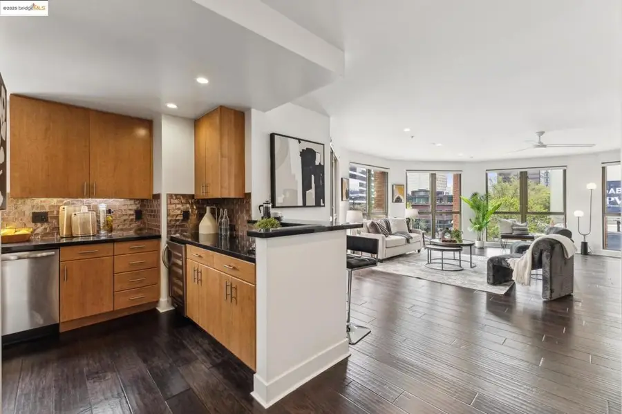 438 W Grand Ave #420, Oakland, CA 94612 - Image #3