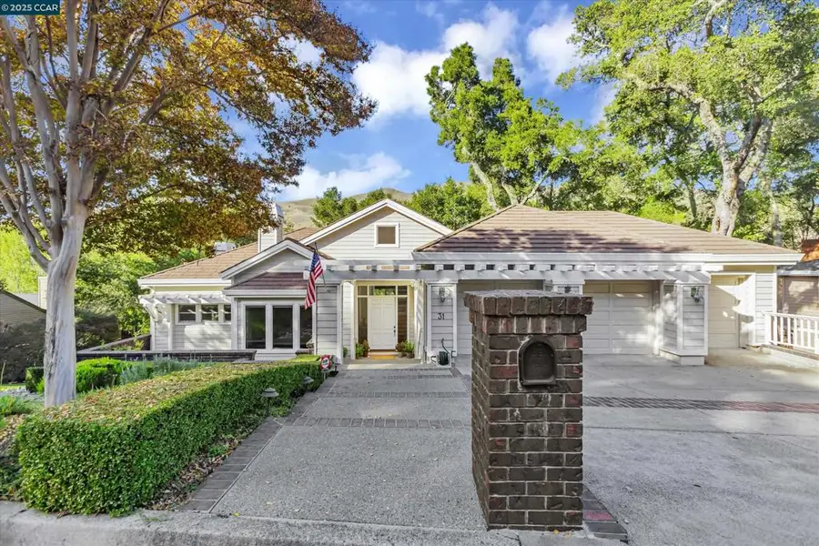 31 Merrill Cir S, Moraga, CA 94556 - Image #3