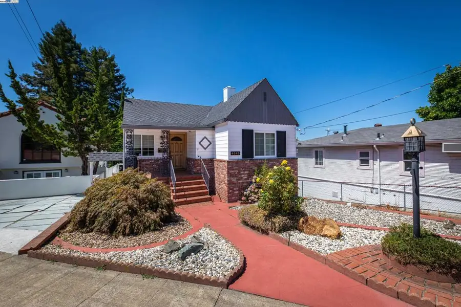 4545 Tompkins Ave, Oakland, CA 94619 - Image #3