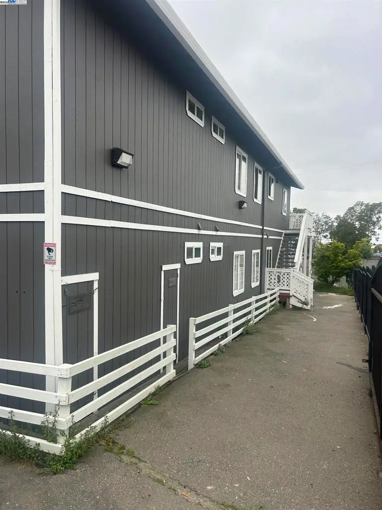 7200 Macarthur Blvd, Oakland, CA 94605 - Image #1