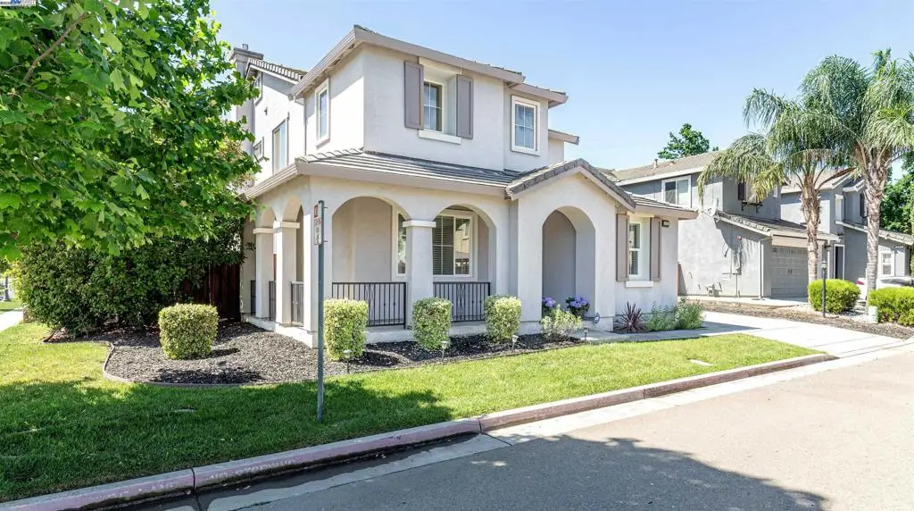 1052 Moss Ln, Lathrop, CA 95330 - Image #1