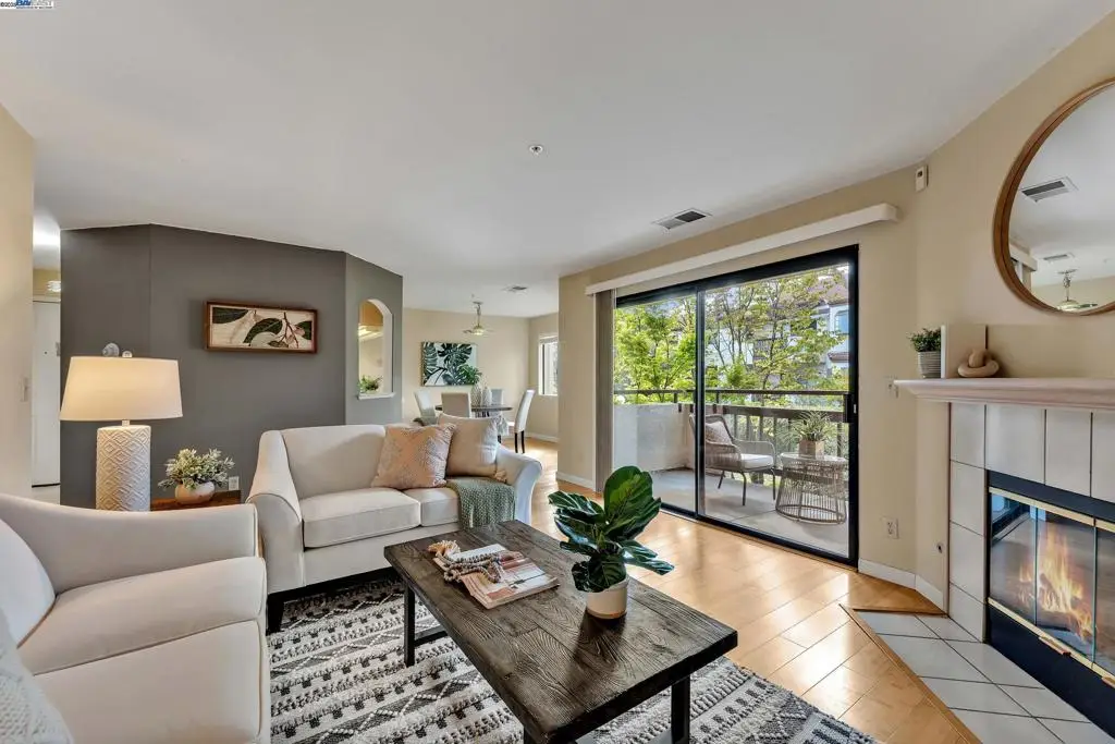 21239 Gary Dr #317D, Hayward, CA 94546 - Image #1