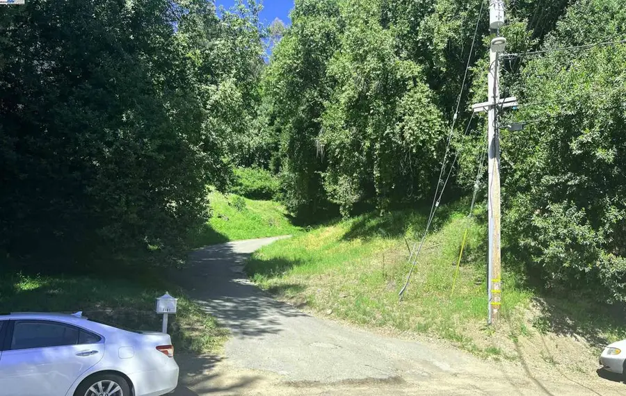 0 Willowbank Ct, Oakland, CA 94603 - Image #3