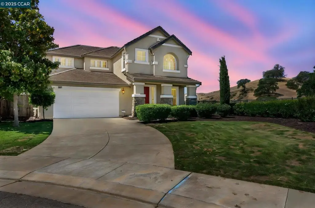 9028 Tee Box Ct, Patterson, CA 95363 - Image #1