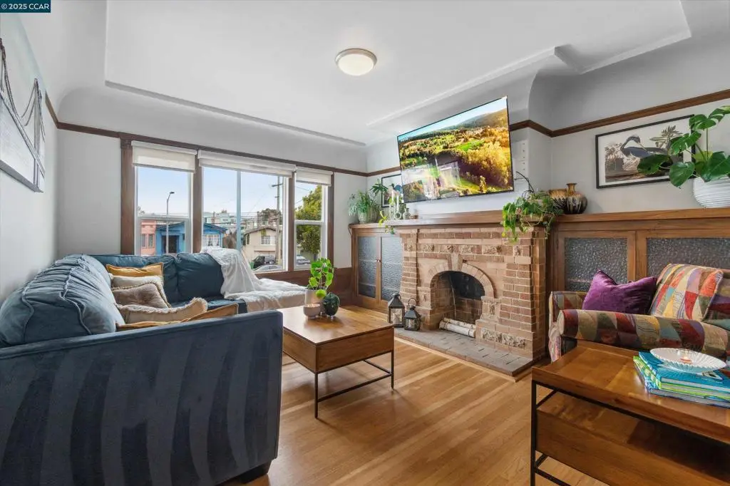 1118 Geneva Ave, San Francisco, CA 94112 - Image #1
