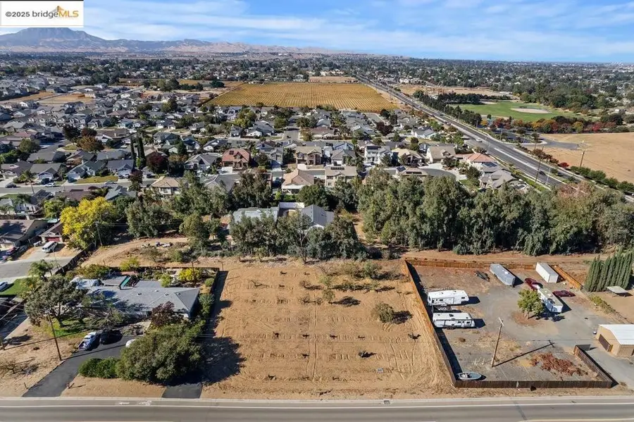 3901 Rose Avenue, Oakley, CA 94561 - Image #3