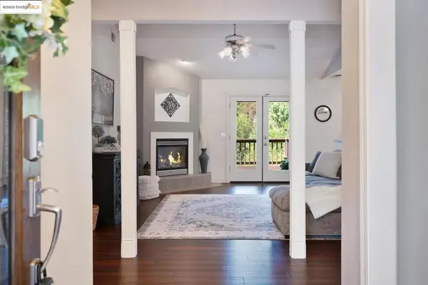 3196 Sudbury Rd, Cameron Park, CA 95682