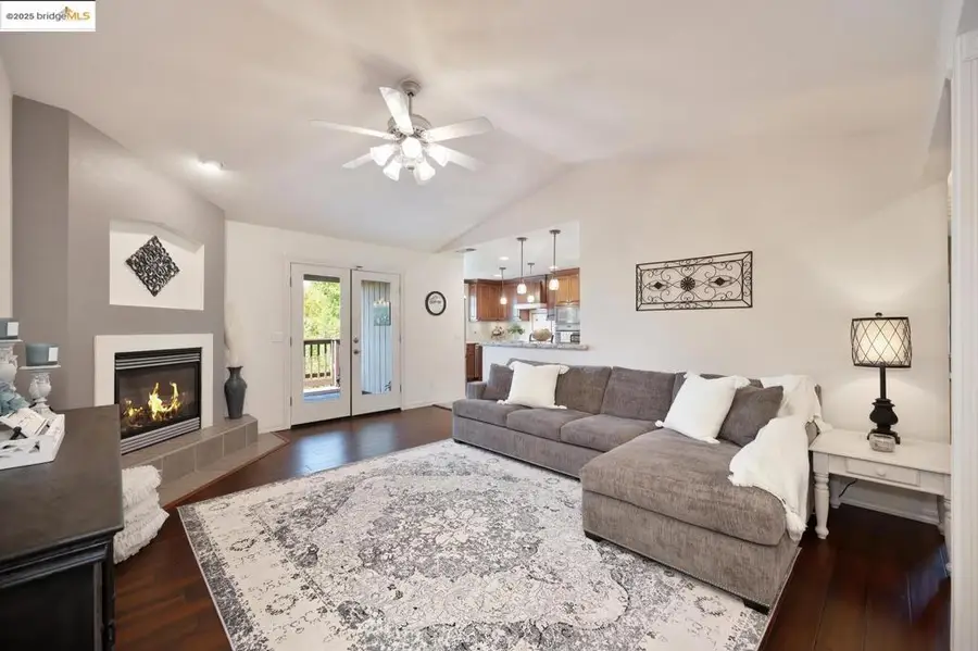 3196 Sudbury Rd, Cameron Park, CA 95682 - Image #2