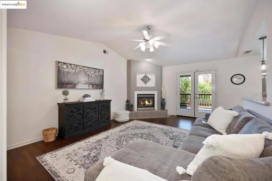 3196 Sudbury Rd, Cameron Park, CA 95682 - Image #3