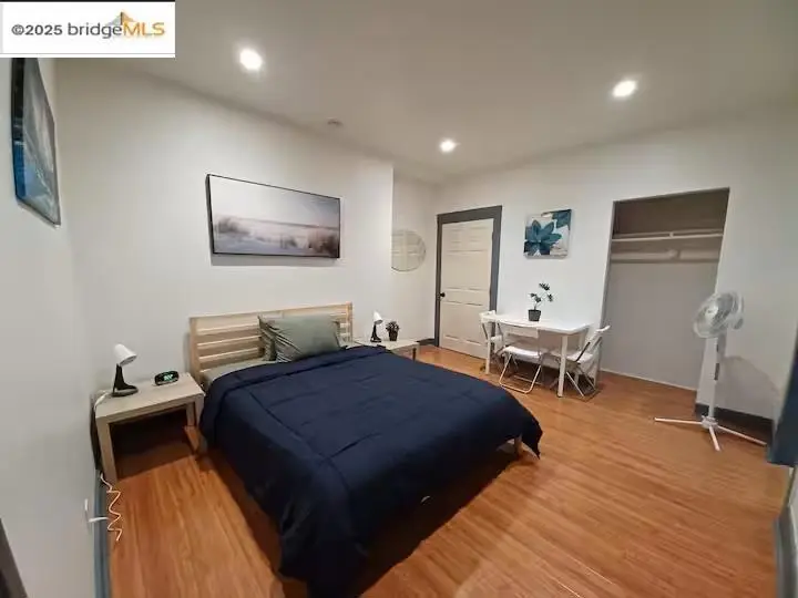 734 25th St, Oakland, CA 94612 - Image #2