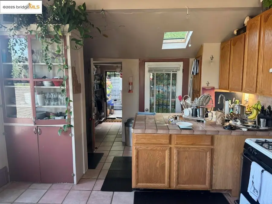 17 Montana St, Richmond, CA 94801 - Image #3