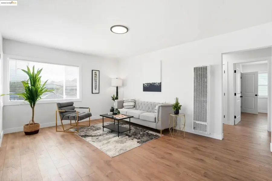 557 S 22nd St, Richmond, CA 94804 - Image #3