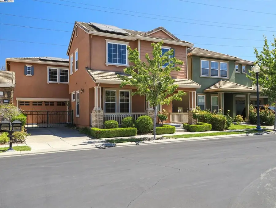 9216 Hallmark Pl, Vallejo, CA 94591 - Image #2
