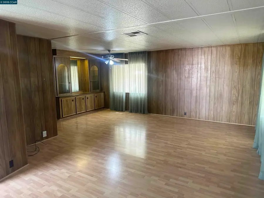 2227 Dalis Drive, Concord, CA 94520 - Image #3