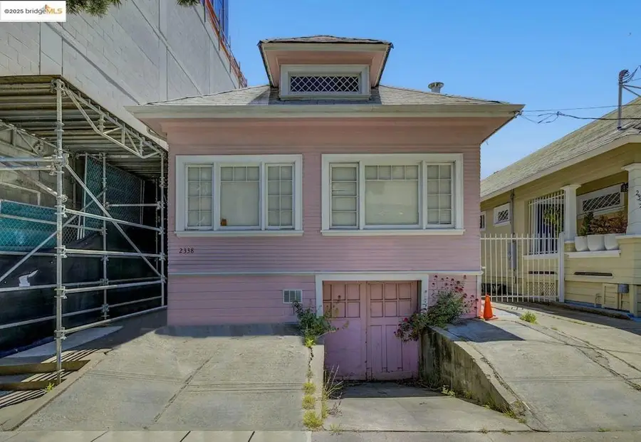 2338 Waverly St, Oakland, CA 94612 - Image #3