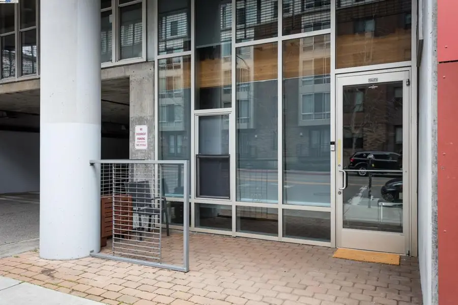 630 Thomas L Berkley Way #102, Oakland, CA 94612 - Image #3