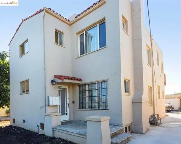 3243 E 23rd St, Oakland, CA 94601