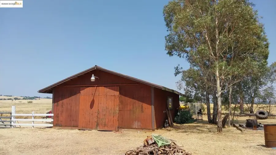 1408 Riosa Rd, Lincoln, CA 95648 - Image #3