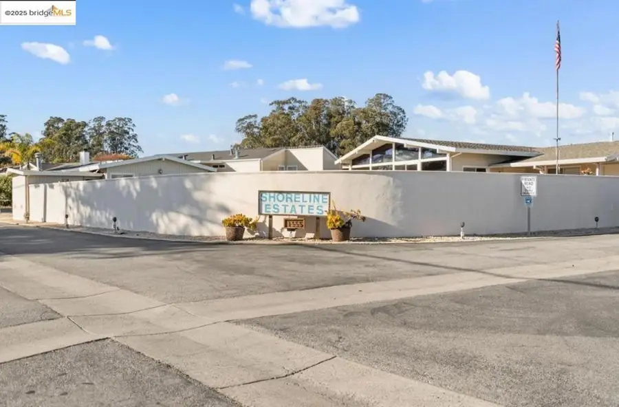 1555 Merrill St, Santa Cruz, CA 95062 - Image #2