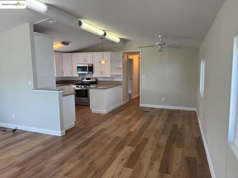 1555 Merrill St, Santa Cruz, CA 95062 - Image #3