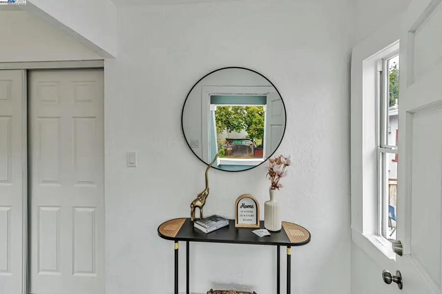 9700 Macarrthur Blvd., Oakland, CA 94605 - Image #2