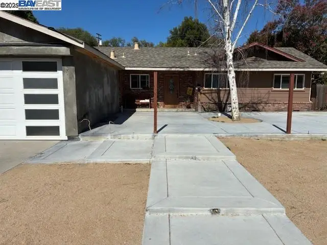 2013 Sherwood Ave, Modesto, CA 95350 - Image #1