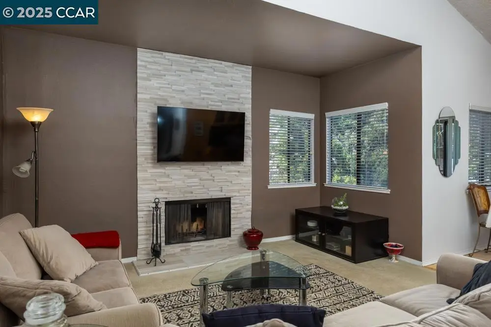 1086 Maywood Ln, Martinez, CA 94553 - #1